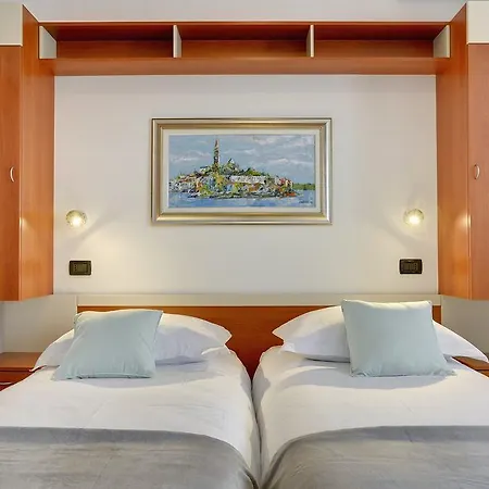 Nina 4* Rovinj