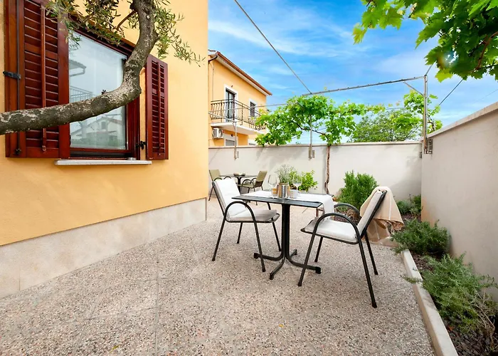 Bed and Breakfast Nina Ρόβινι